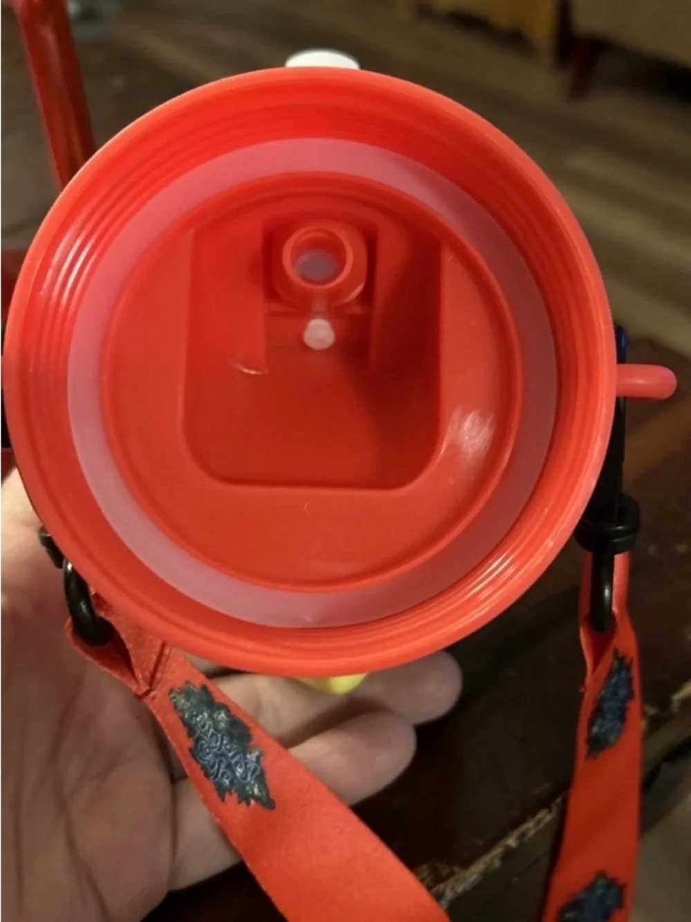 Rainforest Cafe Red Parrot 3D Head Souvenir Sipper Cup Lanyard